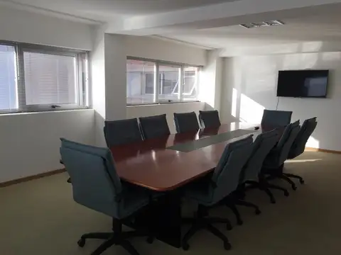 Importantes oficinas de 300 mts.  Beccar. San Isidro 2600