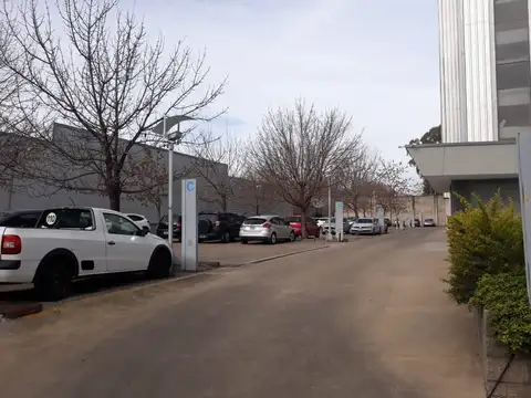 Importantes oficinas de 300 mts.  Beccar. San Isidro 2600
