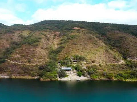 Terreno  de 10.000 m2 en  venta en Dique Cabra Corral