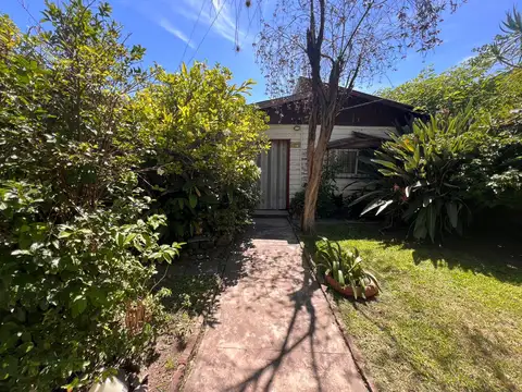 VENTA CASA  PROPIEDAD A RECICLAR