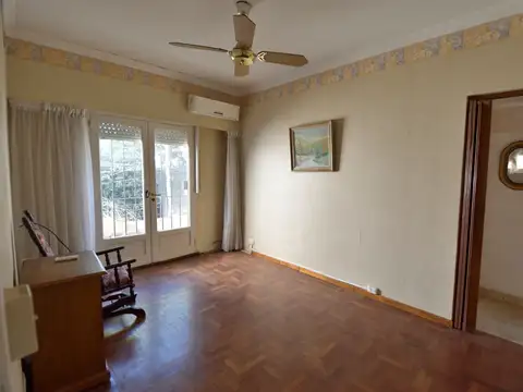 Block, Ideal EMPRENDIMIENTO DE BAJA  INVERSION  1, 2 o 3 Viviendas de 2 y 3 Amb. 2 Coch