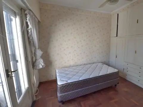 Casa 7 ambientes con 3 baños