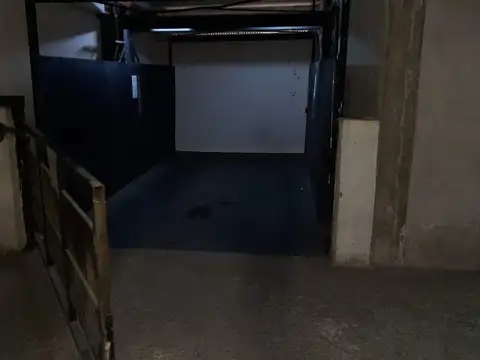 Viamonte 1670 - Cochera