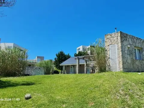 Casa en Alquiler Temporal en Carilo, $ 100