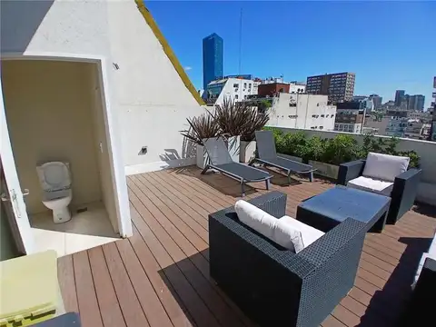 Av. Cordoba  618, Piso 2°, depto  201, esquina Florida, CABA