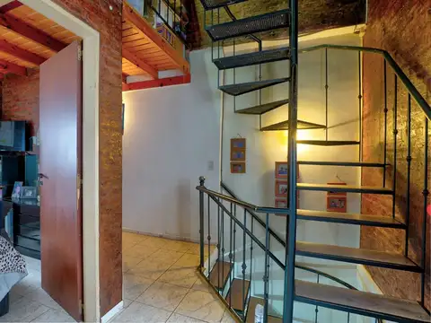 Depto Tipo Casa 3 ambientes con 2 baños