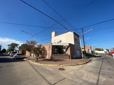 CASA EN VENTA EN PERGAMINO