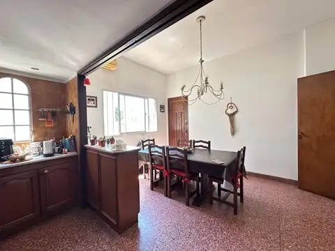 VENTA CASA 3 AMB C/LOCAL/COCHERA/TERRAZA WILDE