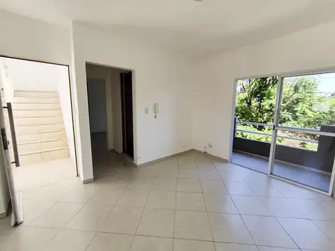 Departamento en Venta en Villa Luzuriaga, USD 58.000