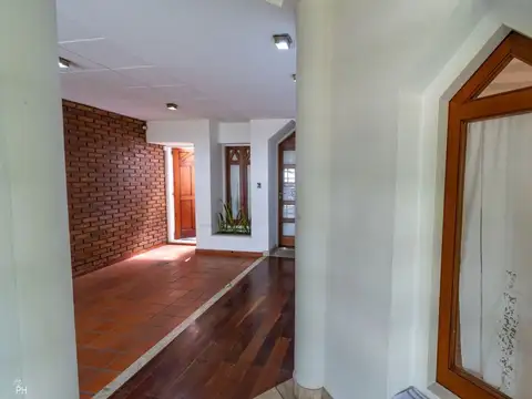 Casa en Venta en Roque Saenz Peña, USD 300.000