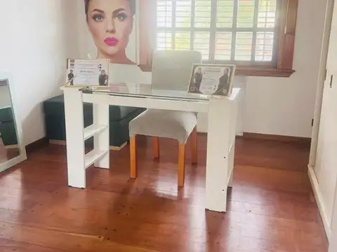 Colectora 12 De Octubre 861