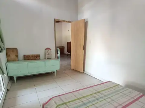 Casa 2 ambientes con 1 baño
