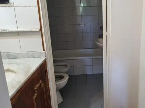 Departamento 4 ambientes con 2 baños