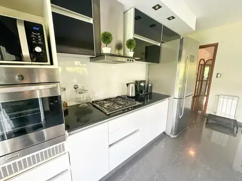 Casa en Venta en Funes, USD 560.000