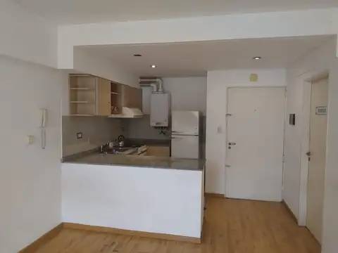 Monoambiente amplio en excelente ubicaciòn