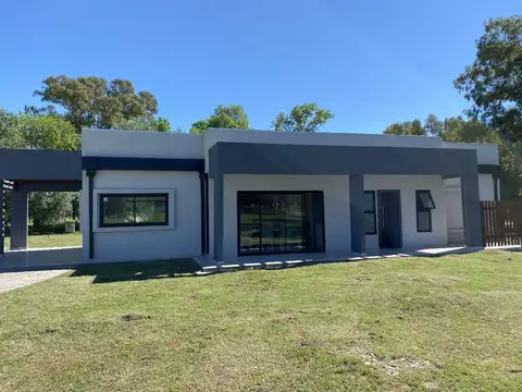 CASA CUATRO AMBIENTES A ESTRENAR - CASUARINAS CLUB DE CAMPO