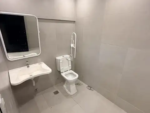 Galpon en Venta 35  mts Fondo