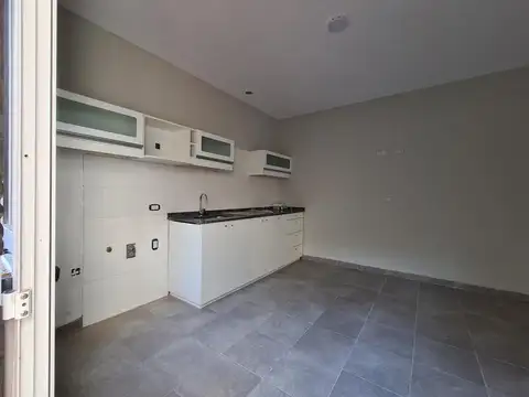 Casa en Venta en Azcuenaga, USD 79.800