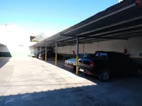 Cochera en  zona San Juan