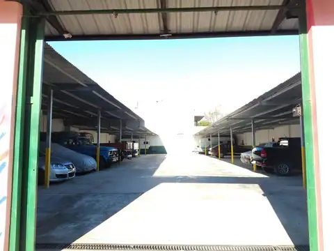 Cochera en  zona San Juan