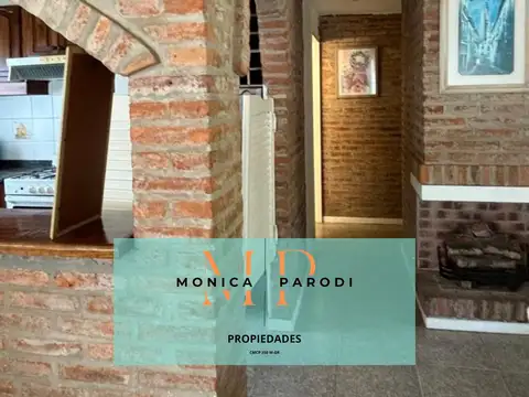 Casa en Venta con 1 cochera