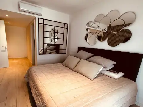 Boulevard de Todos Los Santos al 4400