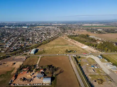 Av. Silvestre Begnis 1100 'I1