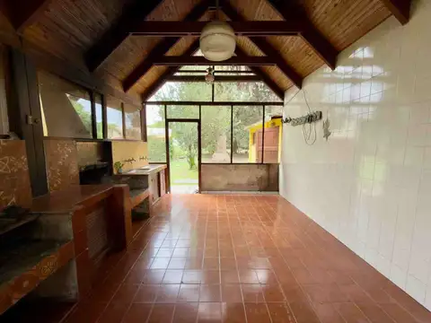 Casa en Venta con 1 cochera