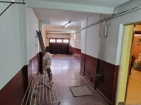 Depto Tipo Casa en Venta con 1 cocheras