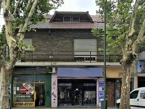 VENTA PH DE 5 AMBIENTES EN VILLA ADELINA