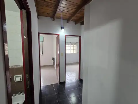 Depto Tipo Casa 5 ambientes con 1 baño