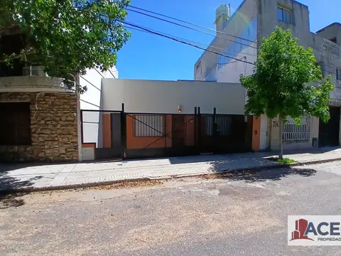 Venta -  Casa 2 Dormitorios  - Barrio Las Heras