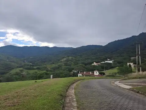 Terrenos en venta en Club de Campo Altos de San Lorenzo