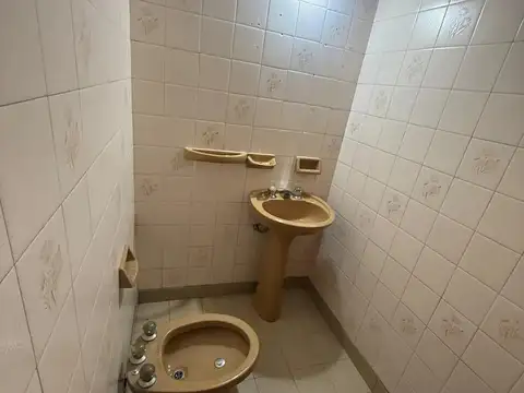 Departamento 4 ambientes con 2 baños