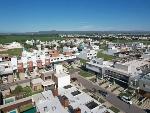 LOTE EN VENTA DOCTA PARQUE 360 M2 - OBRAS PAGAS