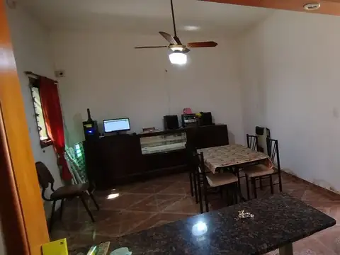 VENTA CASA B° ALTO ALBERDI 2DORM + HAB DE GUARDADO