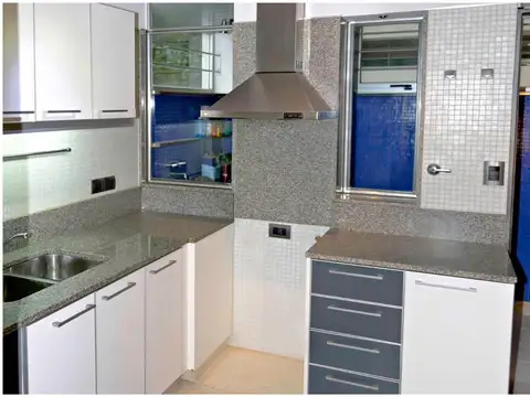 Departamento en Alquiler de 4 ambientes