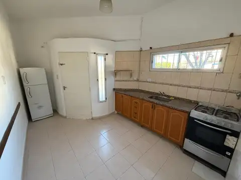 Depto Tipo Casa en Venta con 1 cocheras