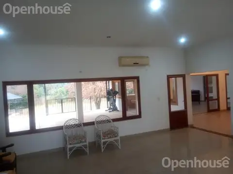 Casa en Venta con 1 cochera