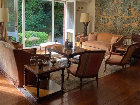 Casa en Venta de 5 dormitorios