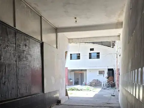 Galpon en Alquiler en Rafael Calzada, $ 1.500.000