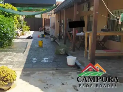 Oportunidad única: se vende casa con local comercial