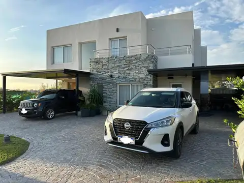 Barrio Santa Elena Sn, Pilar del Este, P 100