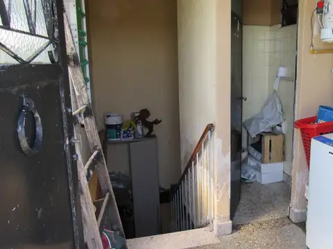 Depto Tipo Casa en Venta 60 años