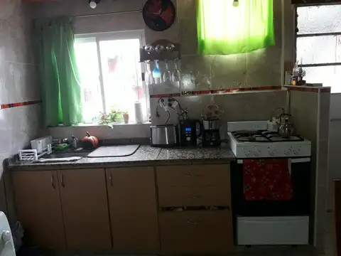 Depto Tipo Casa en Venta de 5 ambientes