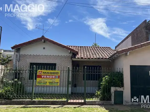 VENTA CASA EN VILLA SARMIENTO