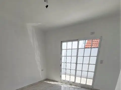 Departamento en Venta en Villa Dominico, USD 60.000