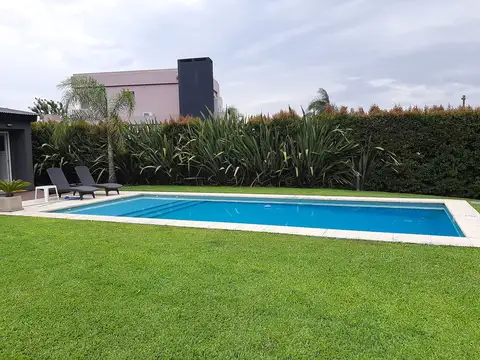 Casa en Alquiler de 3 dormitorios