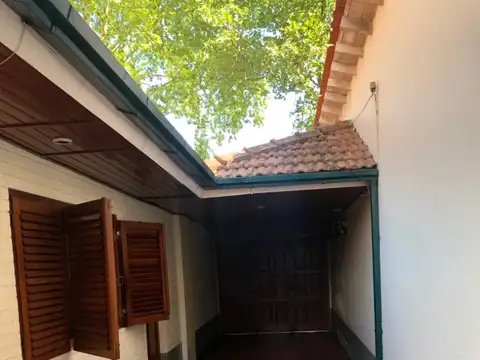 Casa en Venta en Adrogue, USD 450.000