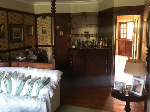 CASA EN VENTA EN MUY BUEN ESTADO